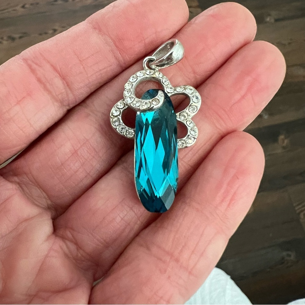 Aqua Blue Crystal Rhinestone Statement Pendant – Silver Tone